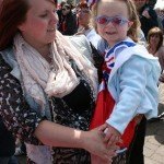 little girl with sunglasses