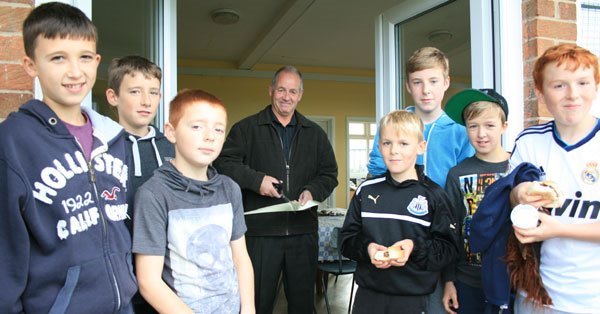 Rod Henderson and young people at the opening of the refurbished pavilion