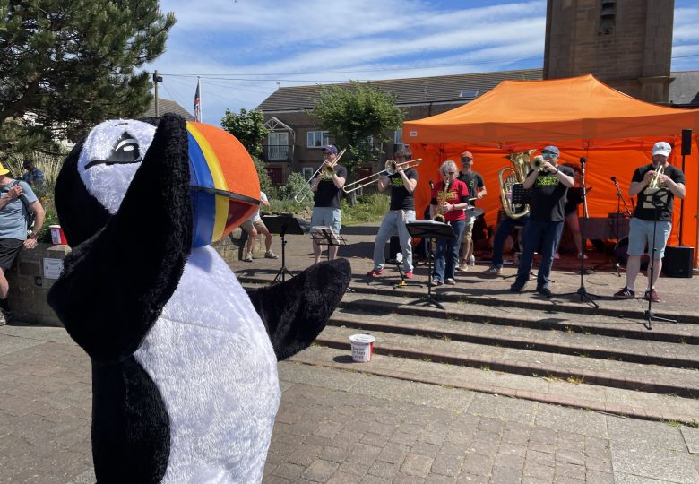 Sand, sea and a sizzling Puffin Festival